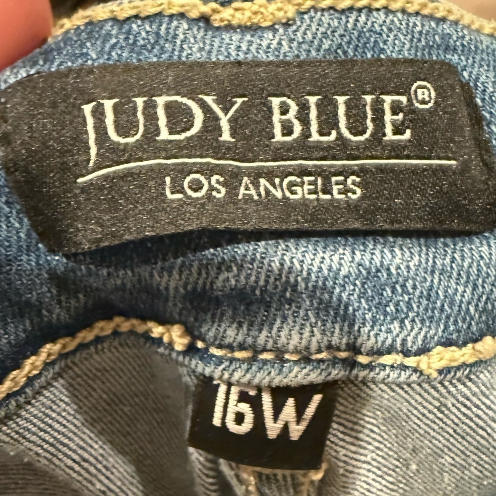 Judy Blue Skinny Fit Jeans Classic Distressed Slim Medium Wash Plus Size 16W - Picture 4 of 5